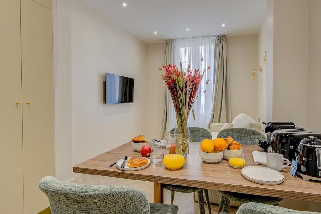 Appartamento Peaceful Getaway Near Marais - With Ac Parigi